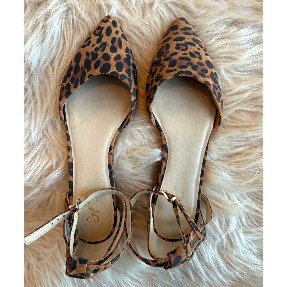 NWT- Seychelles 'Plateau Flats' Women's 9.5 Leopard Print Ankle Wrap Flat